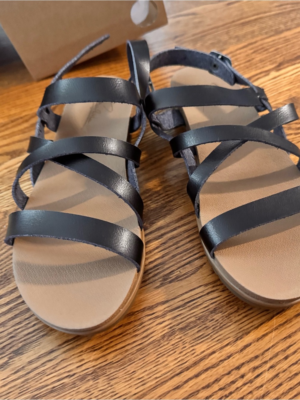Softmoc Black Strappy Multi-Band Sandals